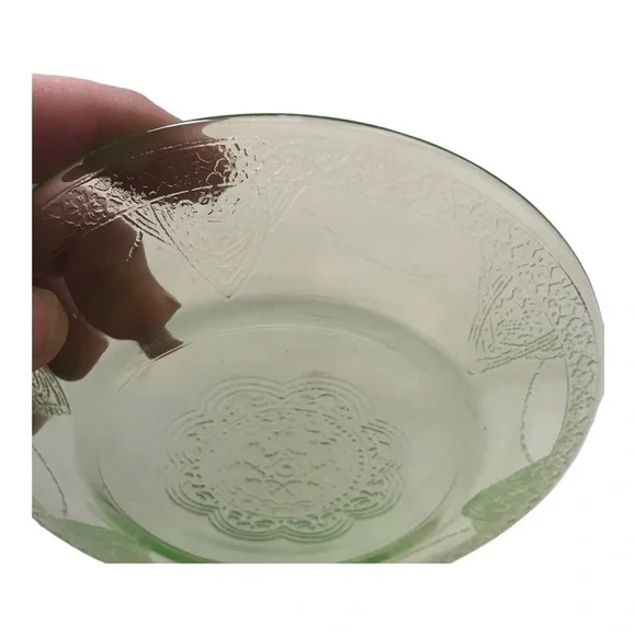 1930’s Federal Glass Georgian Luncheon Plate - Picture 3 of 4